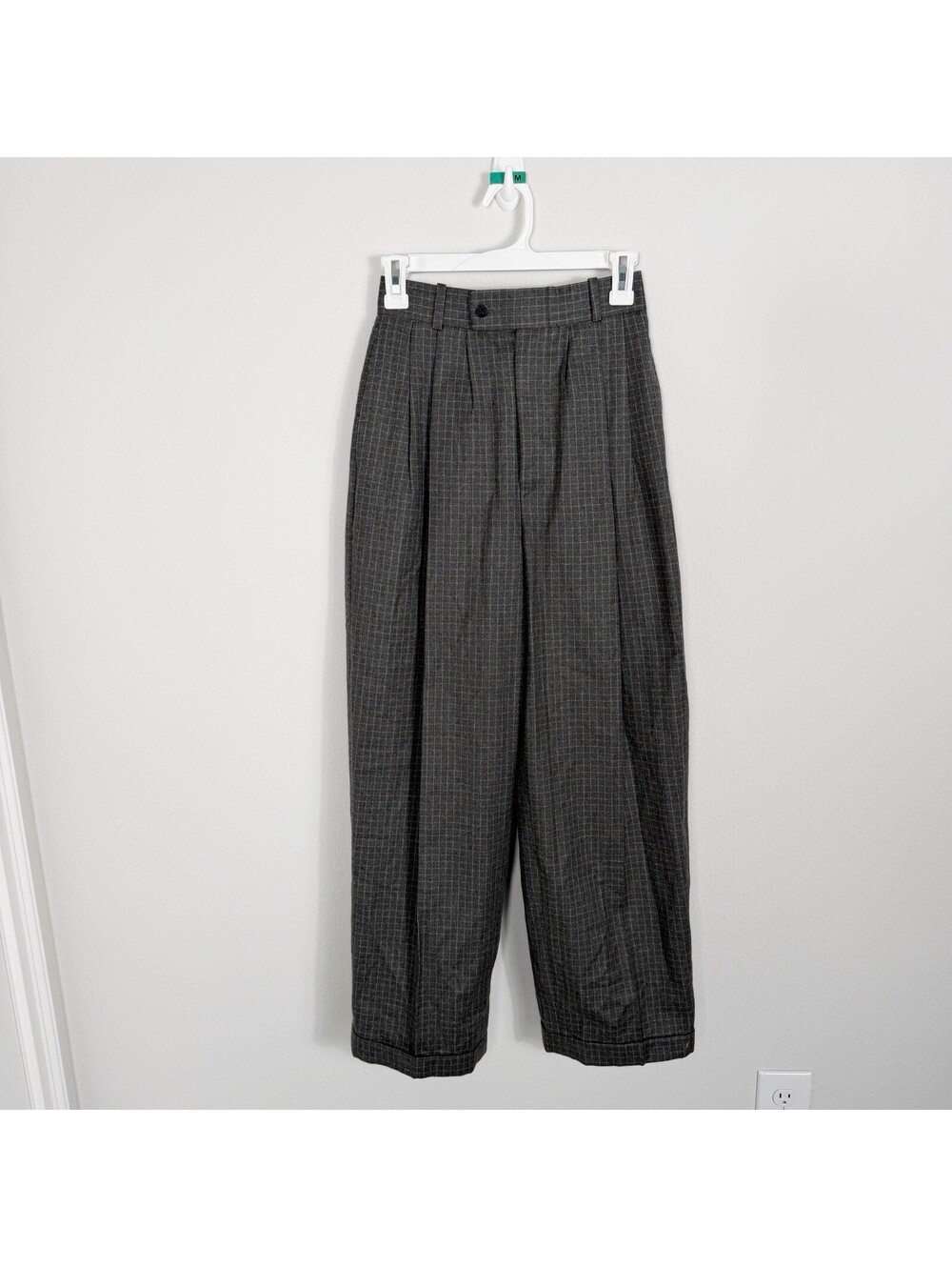 Barry Bricken Vintage Womens 100% Virgin Wool Pleated Gray Plaid Dress Pants 2